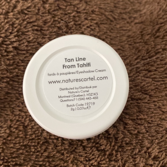 “Nature’s Cartel”. 3 pots of eyeshadow shades to wear alone or blended. - Picture 7 of 7